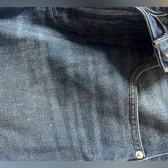 NWOT Lucky Brand Relaxed Short - Picture 3 of 3